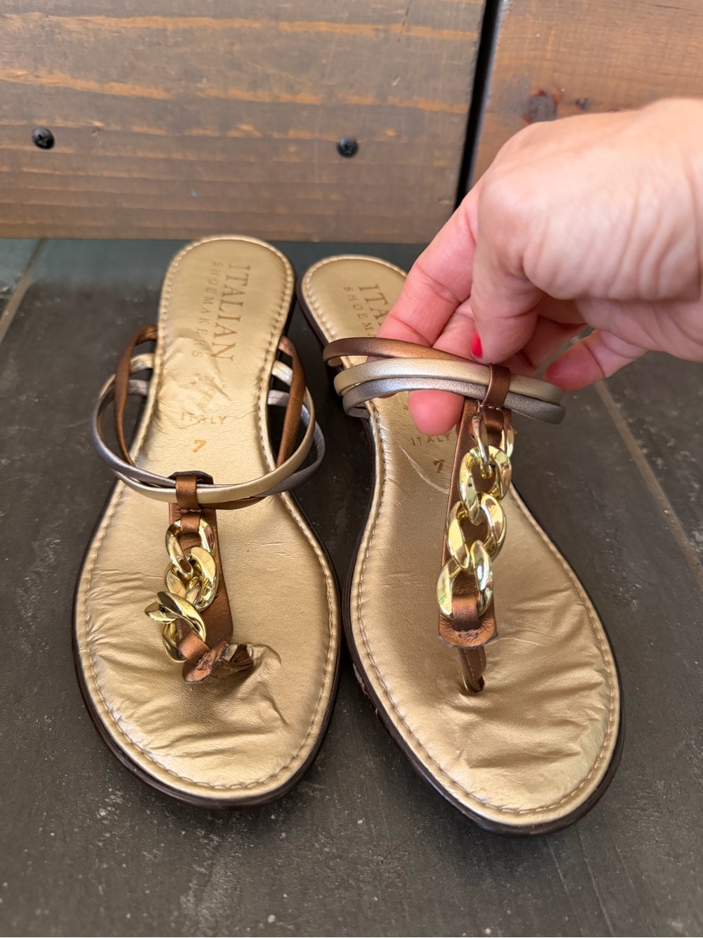Italian Shoemakers Gold and Brown Chain-Accent Toe-Ring Sandals - Picture 9 of 10